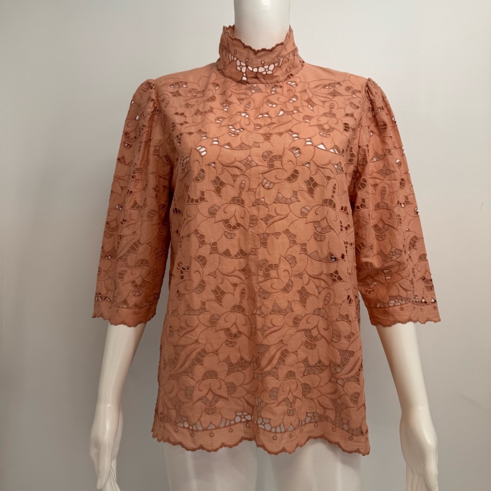 NWT Stella McCartney Size 44 Eyelet Lace Back Button Detail Top Blouse